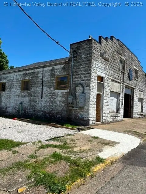 405 Sand Street, Ravenswood, WV 26164 - #2