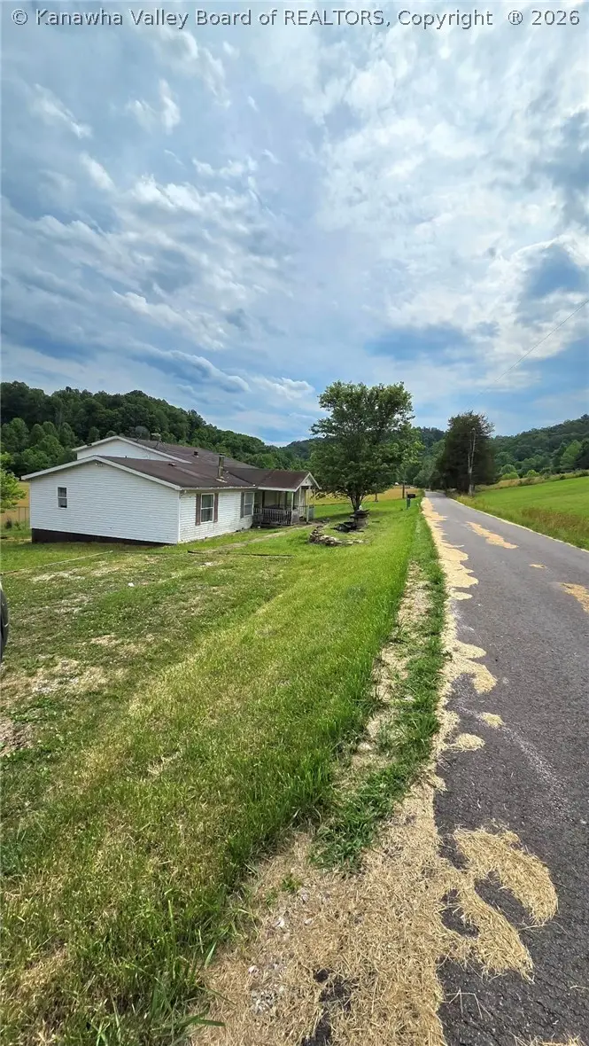 1175 Creston Road, Cottageville, WV 25239 - #3