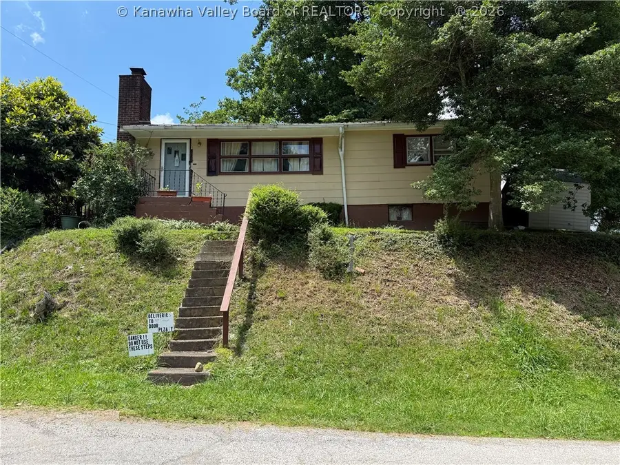 355 W Third Avenue, Madison, WV 25130 - #2