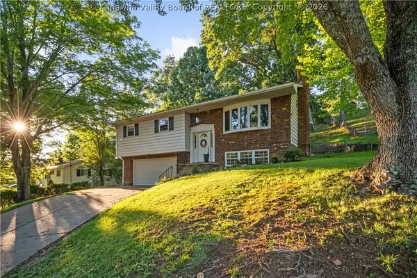 1109 Shamrock Road, Charleston, WV 25314