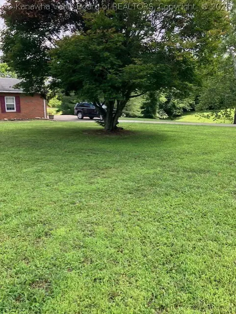 429 Greenbrier Estates, Point Pleasant, WV 25550 - #2