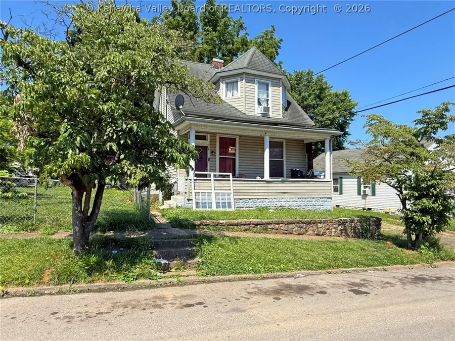 312 9th Street W, Huntington, WV 25704 - #2