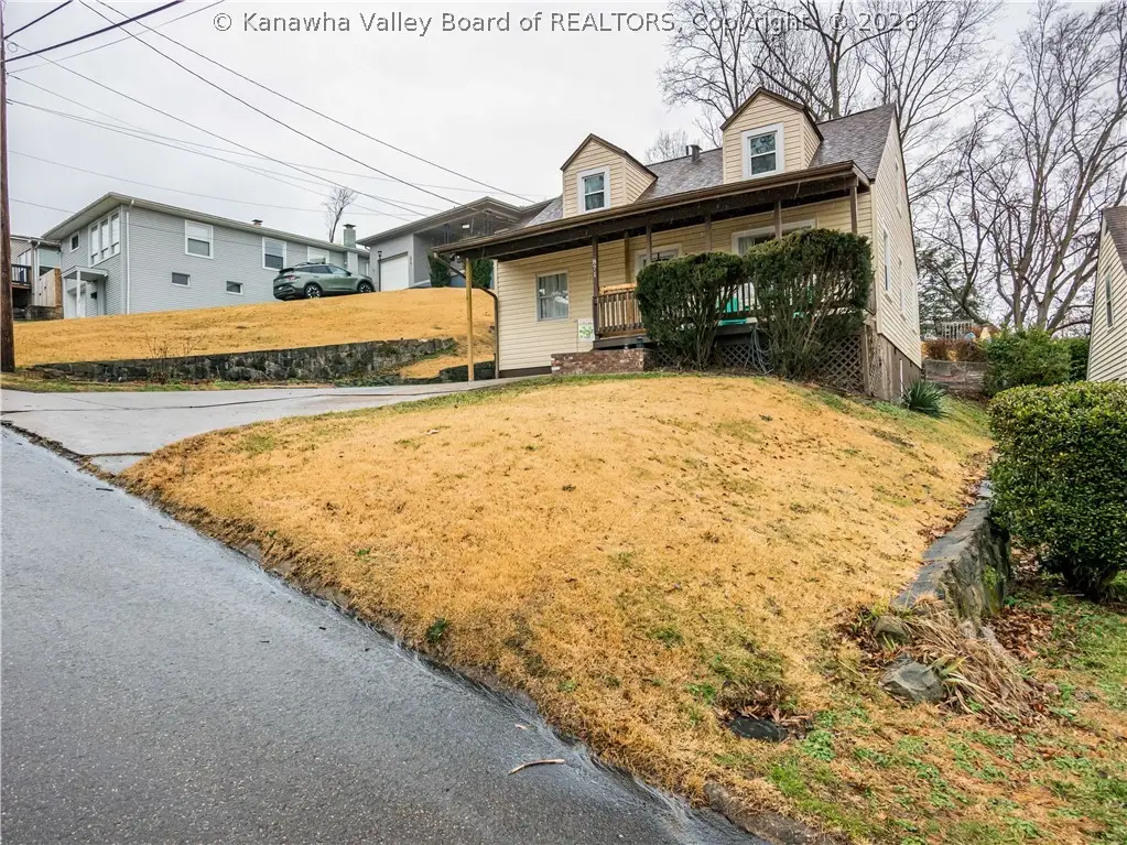 871 S Washington Street, Saint Albans, WV 25177 - #1
