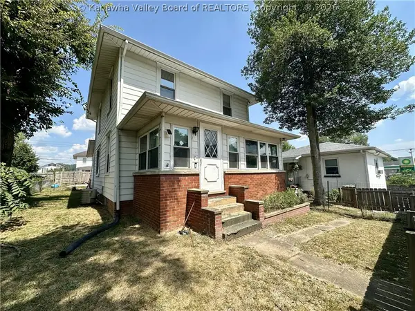 2312 Kanawha Terrace, St Albans, WV 25177