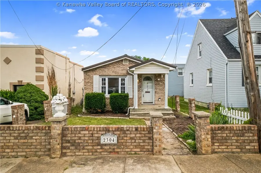 2304 Charles Avenue, Dunbar, WV 25064 - #3