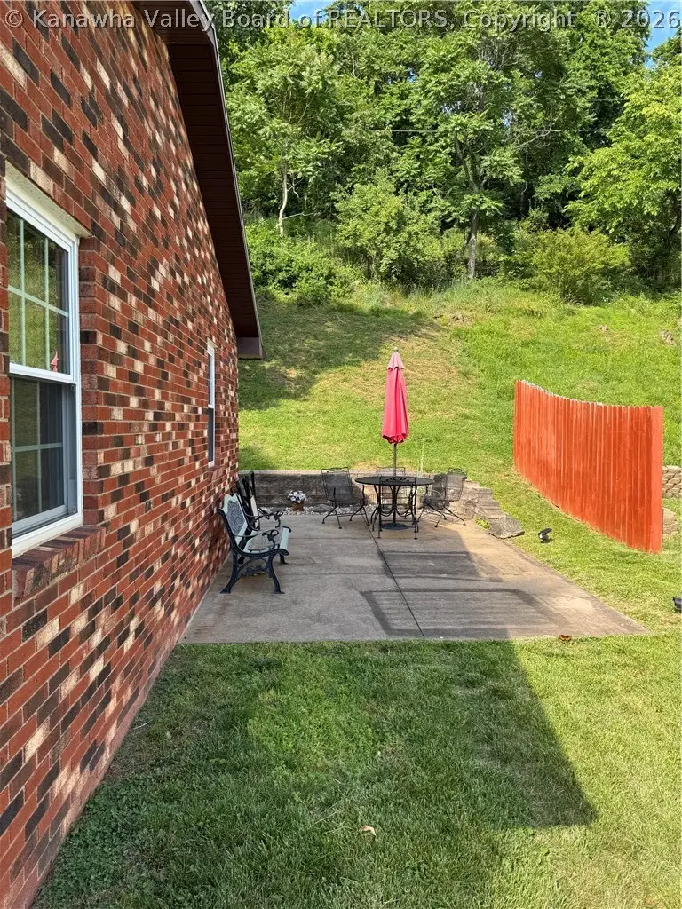 611 Fitzhugh Street, Ravenswood, WV 26164 - #2