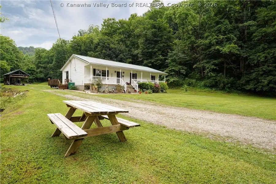 7106 Heizer Creek Road, Poca, WV 25159 - #3