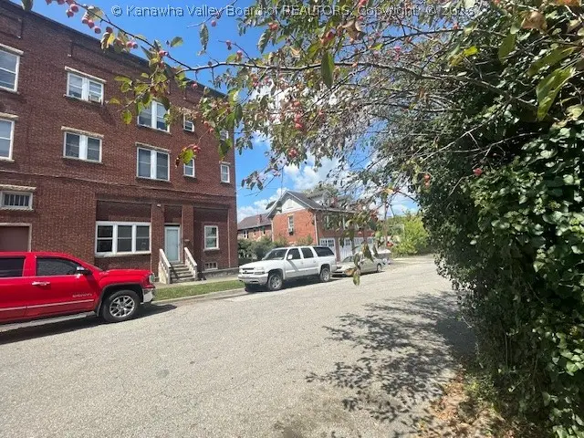 700 Washington Avenue, Huntington, WV 25701 - #2