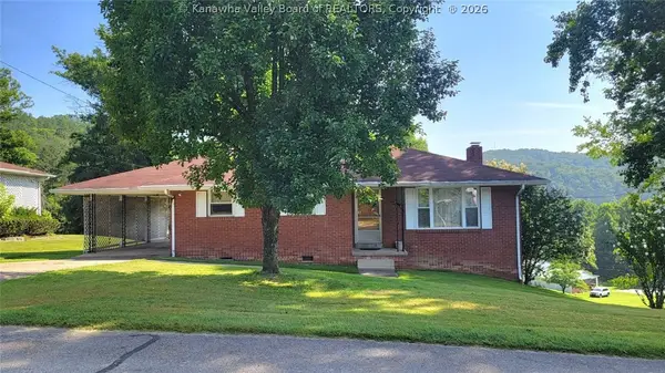 111 Morton Drive, Hamlin, WV 25523