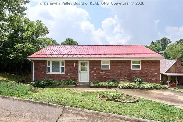 5308 Wedgebrook Lane, Charleston, WV 25313