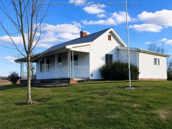 4370 Salt Creek Road, Gallipolis Ferry, WV 25515