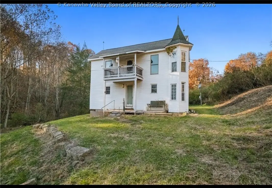 12555 Mclane Pike, Liberty, WV 25124 - #1