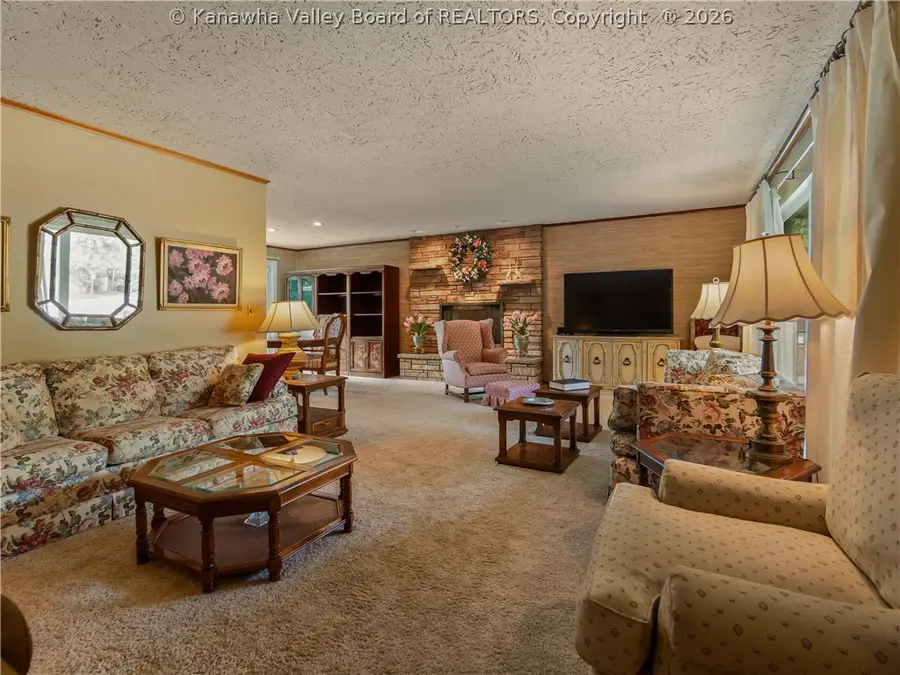 906 Wilkie Drive, Charleston, WV 25314 - #3