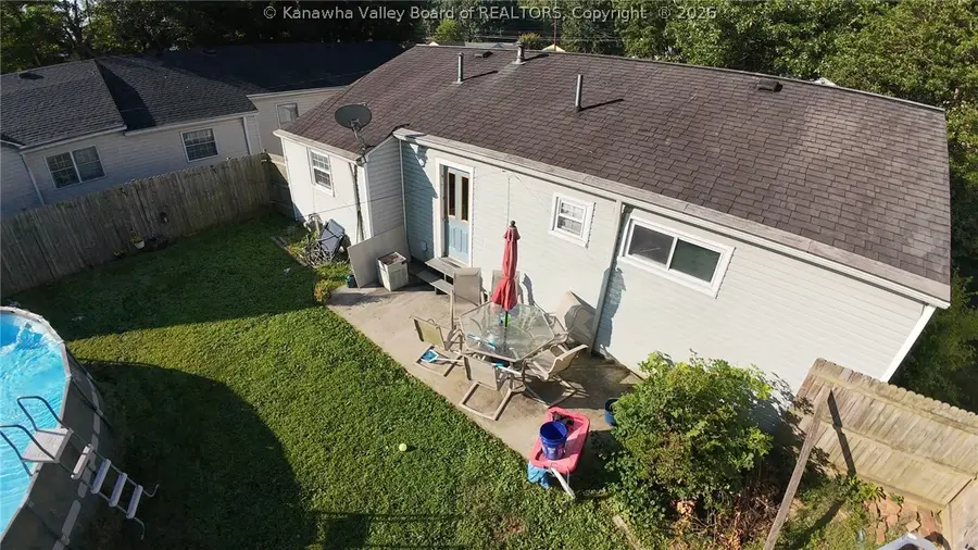 4628 Washington Avenue Se, Charleston, WV 25304 - #2