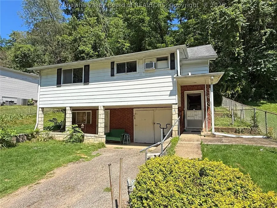 619 Garrison Avenue, Charleston, WV 25302 - #3
