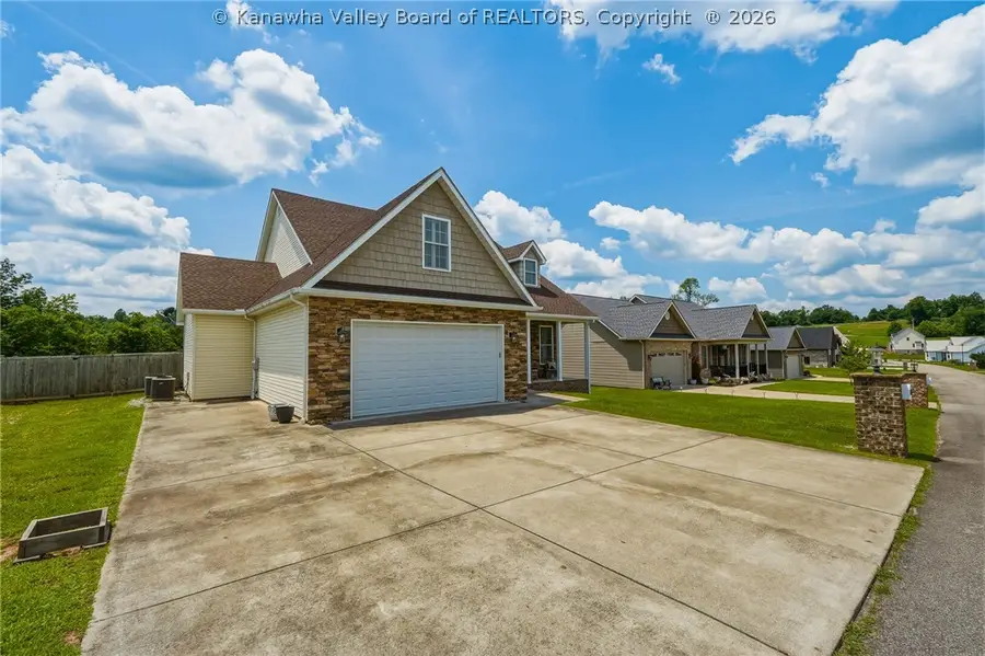 436 Aviators Pointe, Eleanor, WV 25070 - #2
