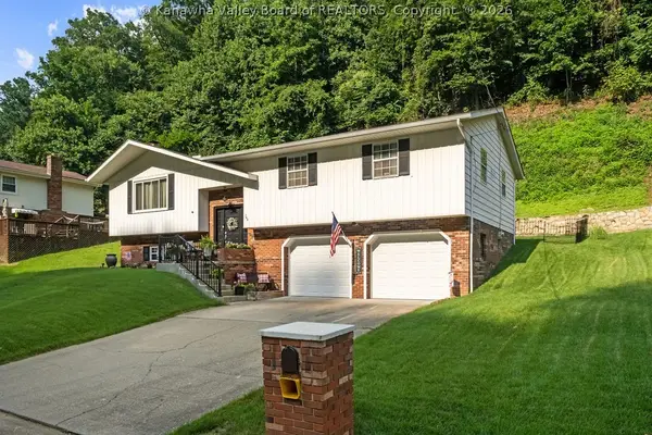 766 Lower Donnally Road, Charleston, WV 25304