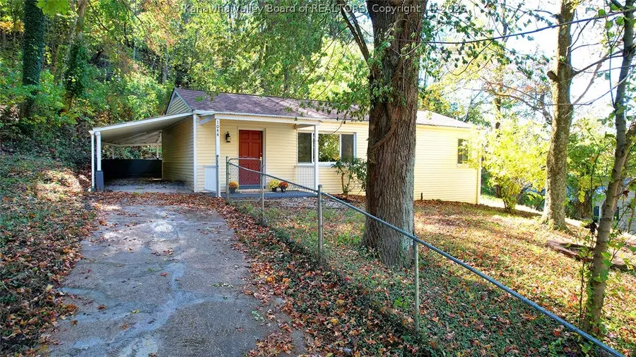 1045 Circle Drive, Dunbar, WV 25064 - #2