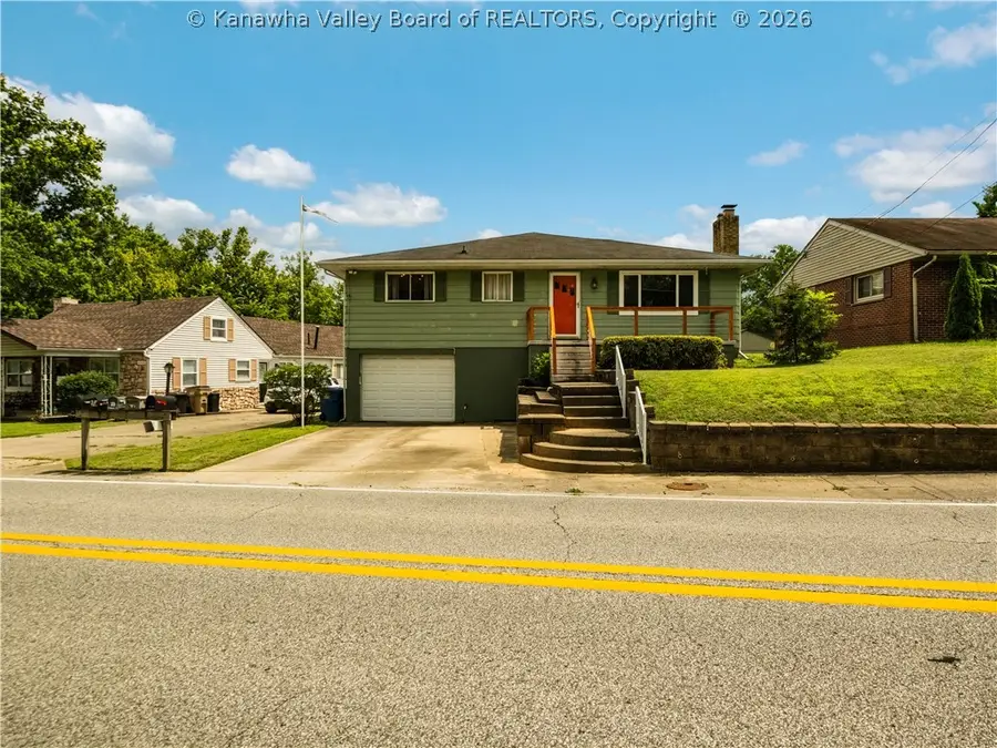 998 W Pea Ridge Road, Huntington, WV 25705 - #3