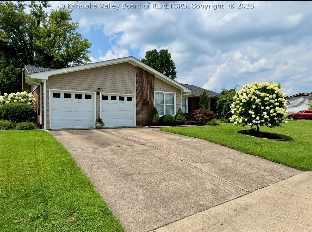 158 Shawnee Estates, Winfield, WV 25213 - #1