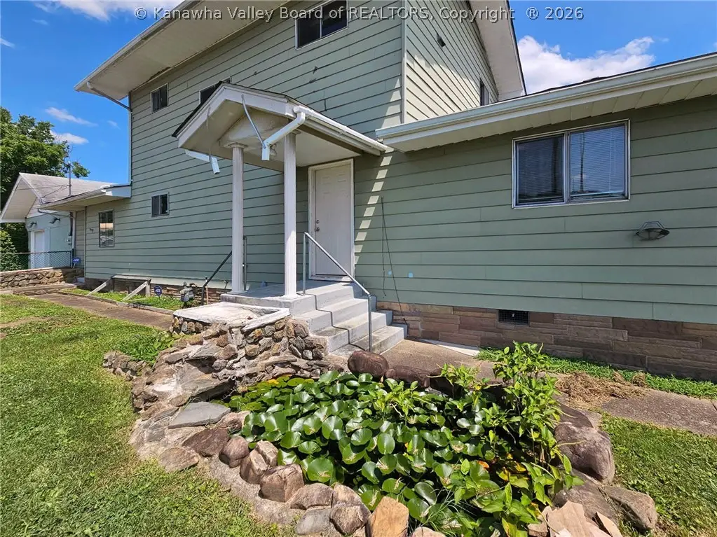 2512 4th Avenue, Charleston, WV 25387 - #1