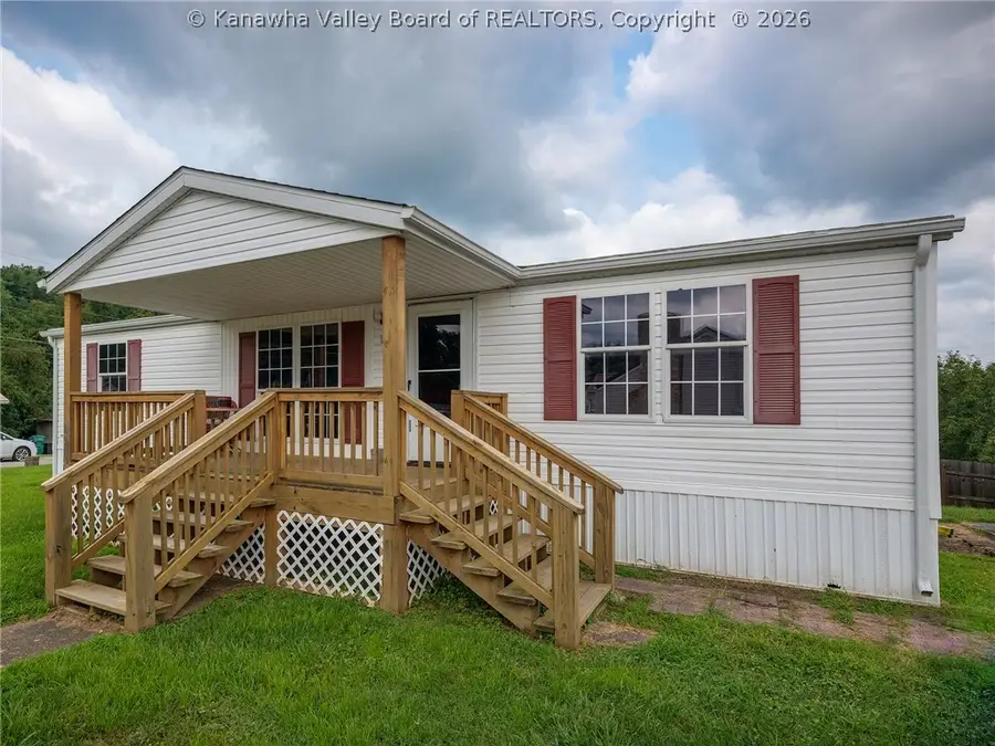 713 High Street, Saint Albans, WV 25177 - #2