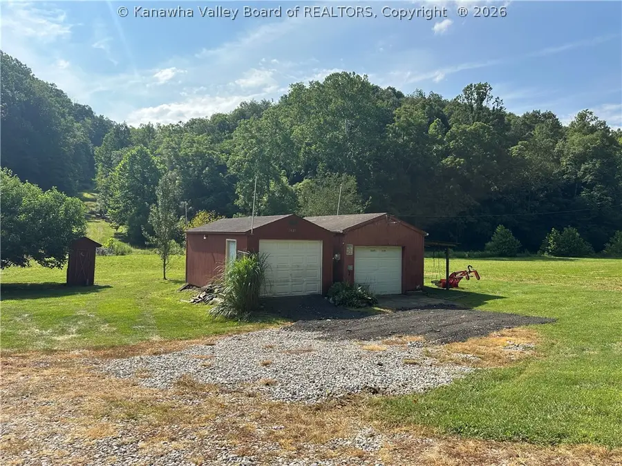 5485 Frogs Creek Road, Charleston, WV 25312 - #2
