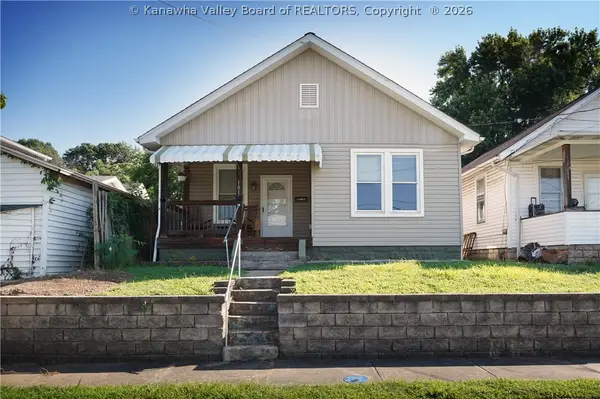 1016 7th Avenue, Charleston, WV 25302