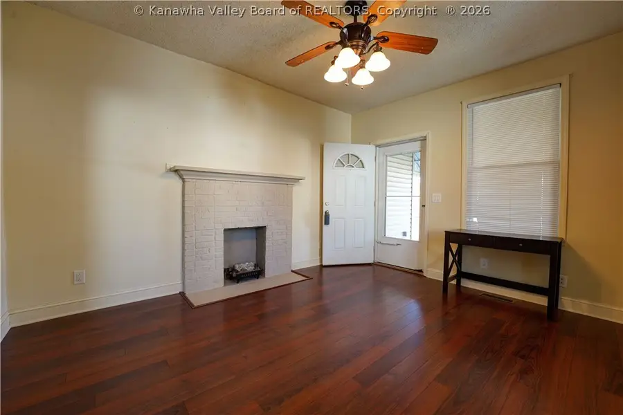 1016 7th Avenue, Charleston, WV 25302 - #3