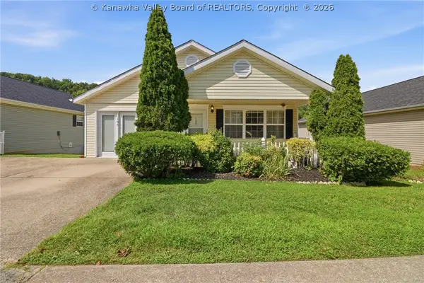 100 Palm Drive, Huntington, WV 25705
