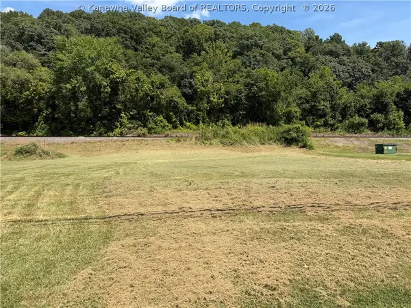 209 Main Avenue, Nitro, WV 25143