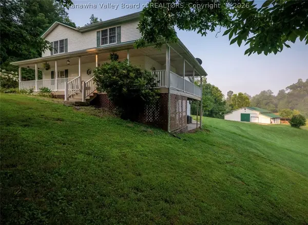 154 Horseshoe Drive, Buffalo, WV 25033