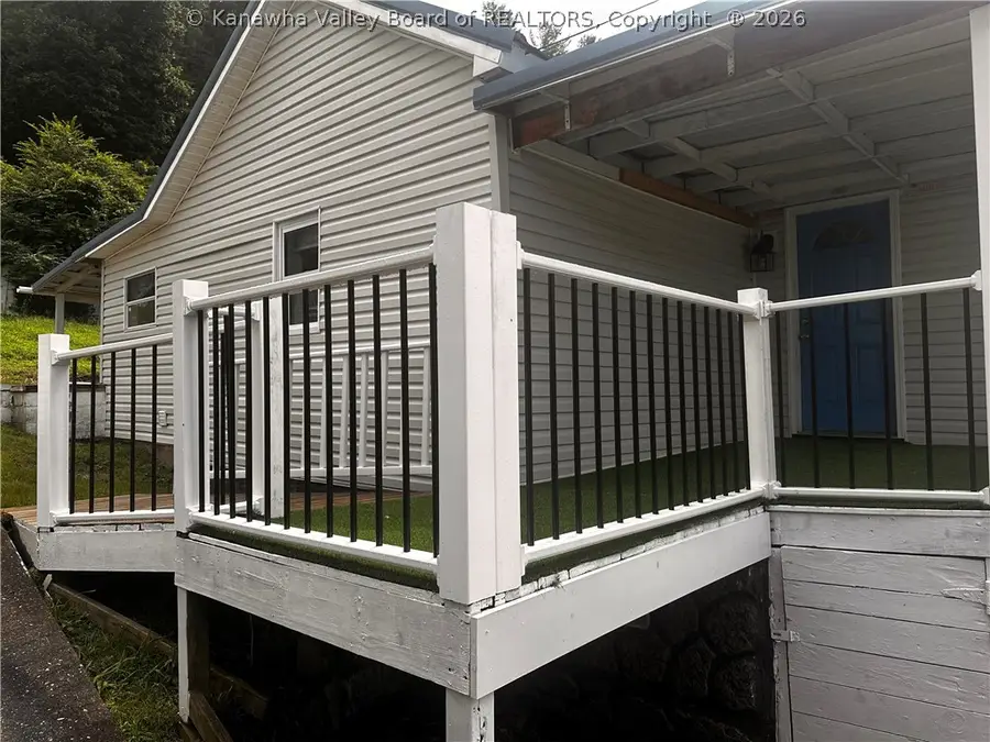 906 Main Street, Chapmanville, WV 25508 - #2