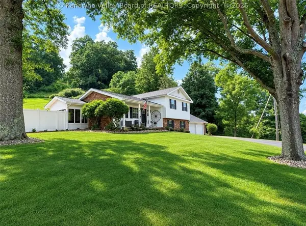 13 Camrose Lane, Scott Depot, WV 25560