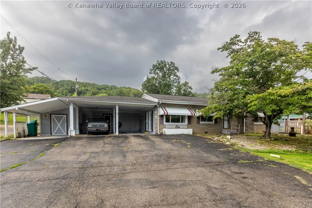 19 Stewart Park, Cross Lanes, WV 25313 - #1