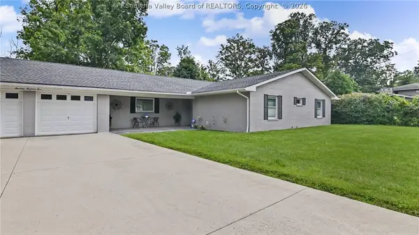 1405 Nottingham Road, Charleston, WV 25314