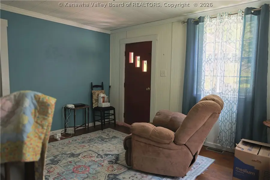 327 Leatherwood Road, Clendenin, WV 25045 - #3