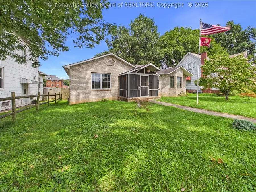2008 Adams Avenue, Huntington, WV 25705 - #3