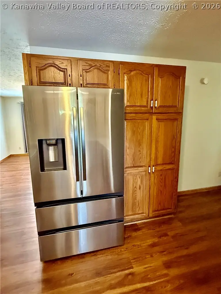 120 2nd Avenue W, Ravenswood, WV 26164 - #3