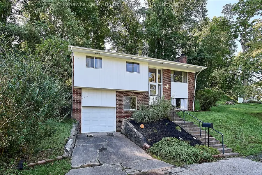 54 Sunset Drive, Charleston, WV 25301 - #2