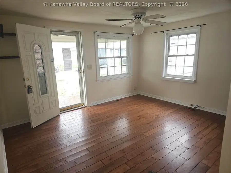 1315 Moore Avenue, Dunbar, WV 25064 - #2