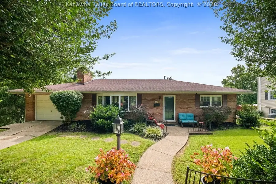 910 Chester Road, Charleston, WV 25302 - #2