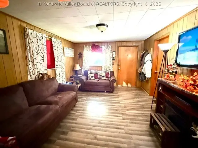 1601 Oakland Avenue, Saint Albans, WV 25177 - #3