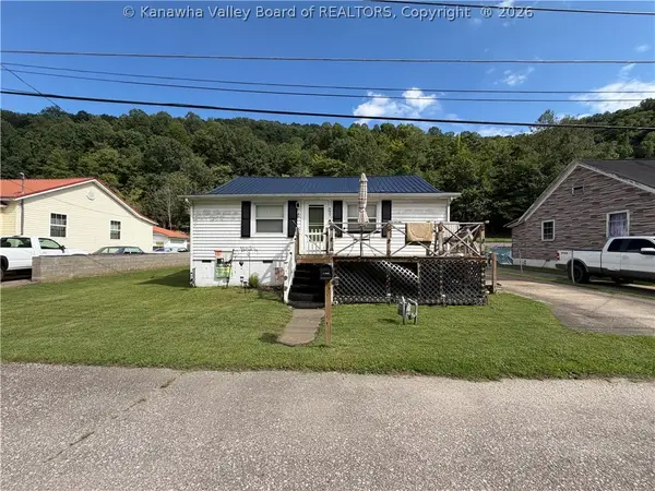 29 Monitor Park Road, Logan, WV 25601