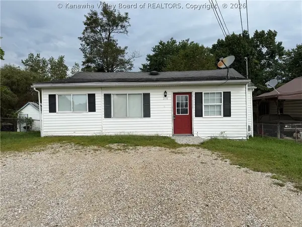 2556 Conner Avenue, Hurricane, WV 25526