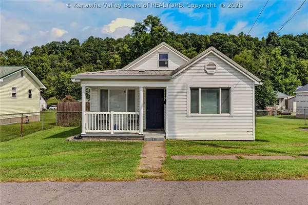 232 2nd Avenue, Ripley, WV 25271