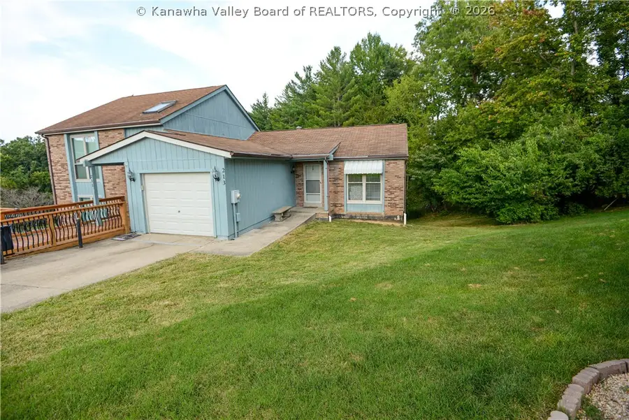 213 Willowcrest Drive, Charleston, WV 25311 - #2