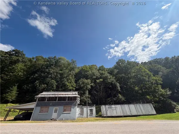 10273 Aarons Fork Road, Charleston, WV 25320