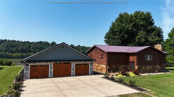 169 Ohio Street E., Ravenswood, WV 26164