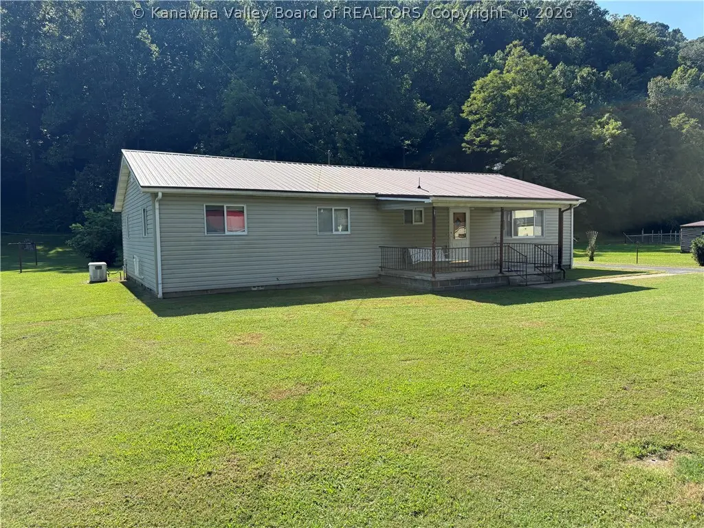 221 Elizabeth Street, Madison, WV 25130 - #1